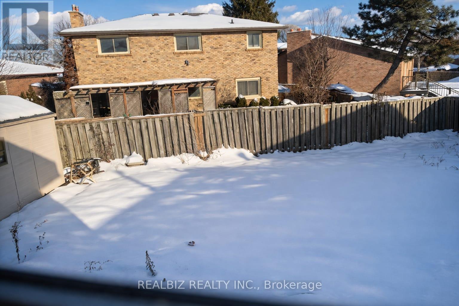 175 Napoli Court, Hamilton, Ontario  L9C 7A2 - Photo 16 - X12710488