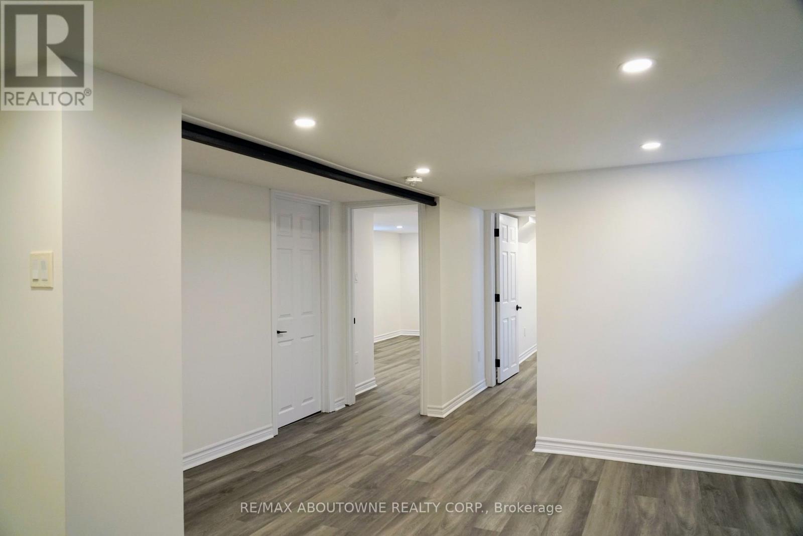 Lower - 93 East 31st Street, Hamilton, Ontario  L8V 3N9 - Photo 6 - X12710496