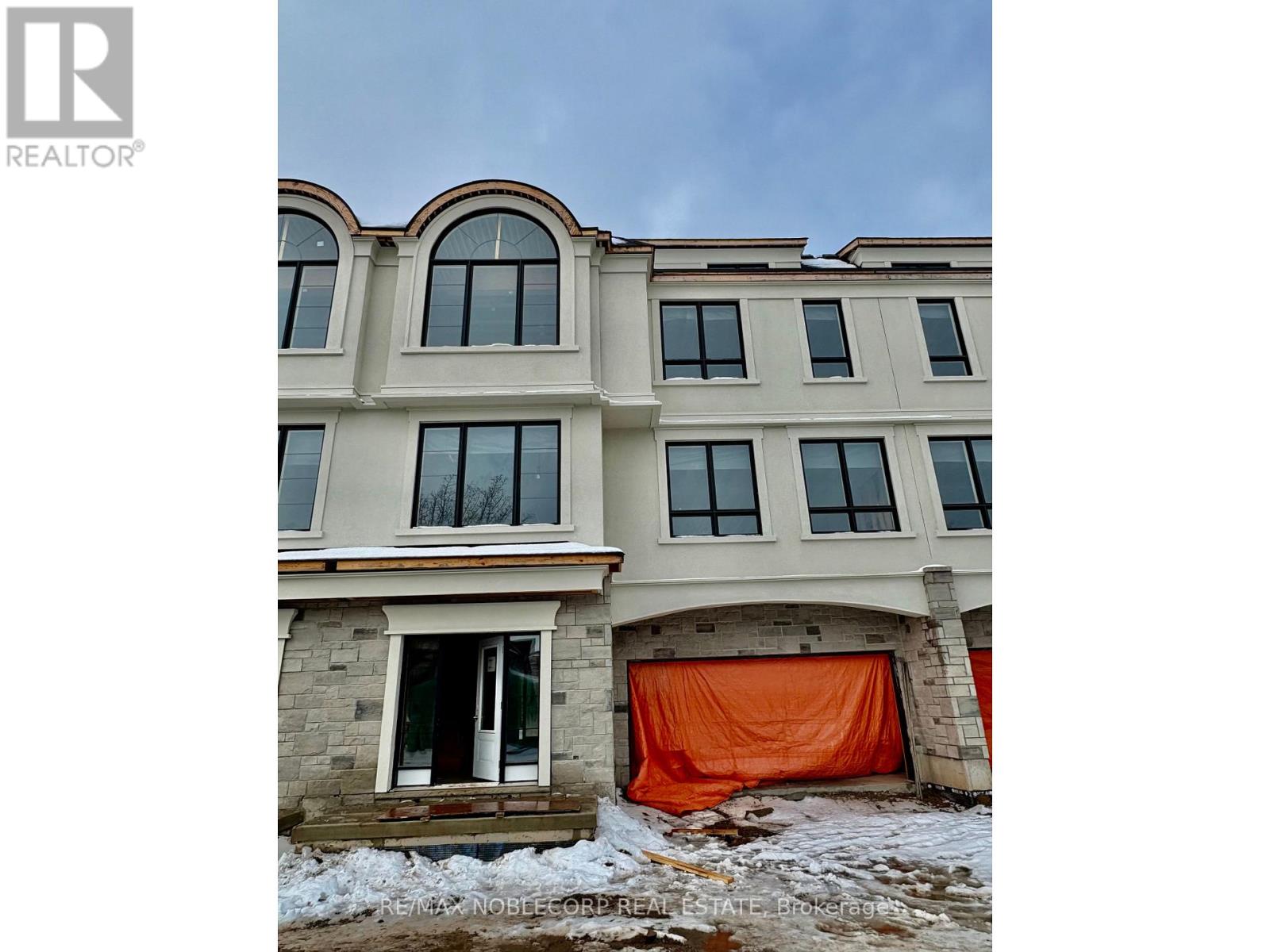 1 Lake Street, Grimsby, Ontario  L3M 2G4 - Photo 5 - X12710510