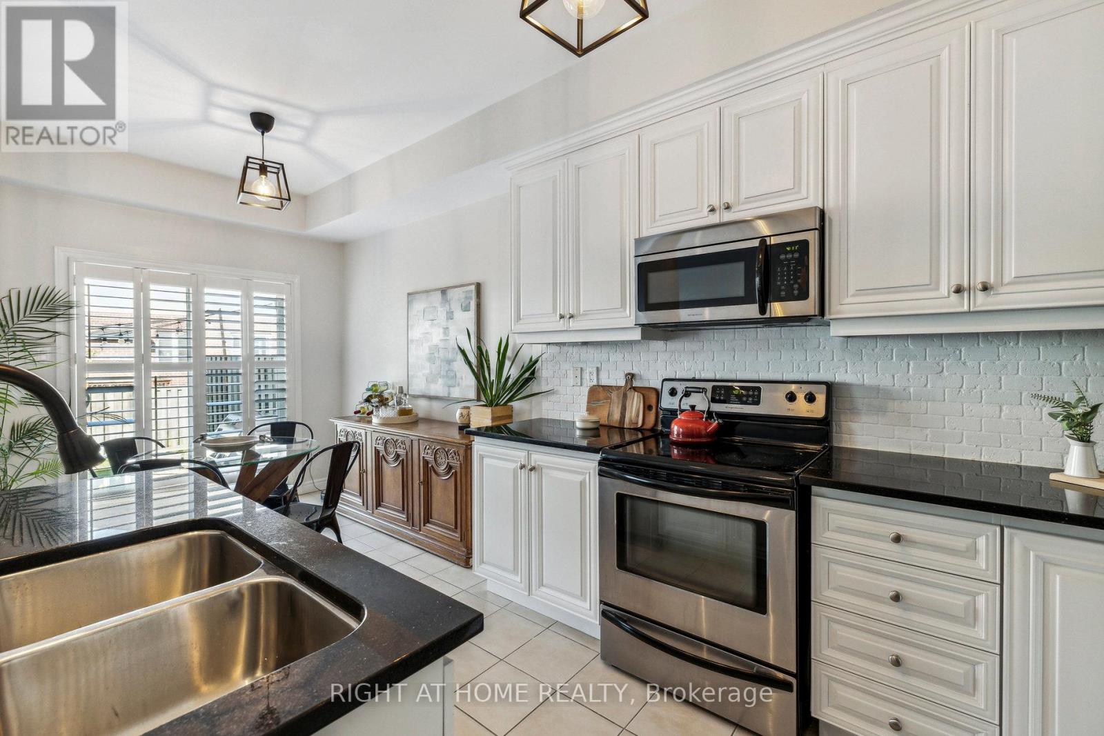 6 - 40 Dartmouth Gate, Hamilton, Ontario  L8E 0B9 - Photo 15 - X12710514