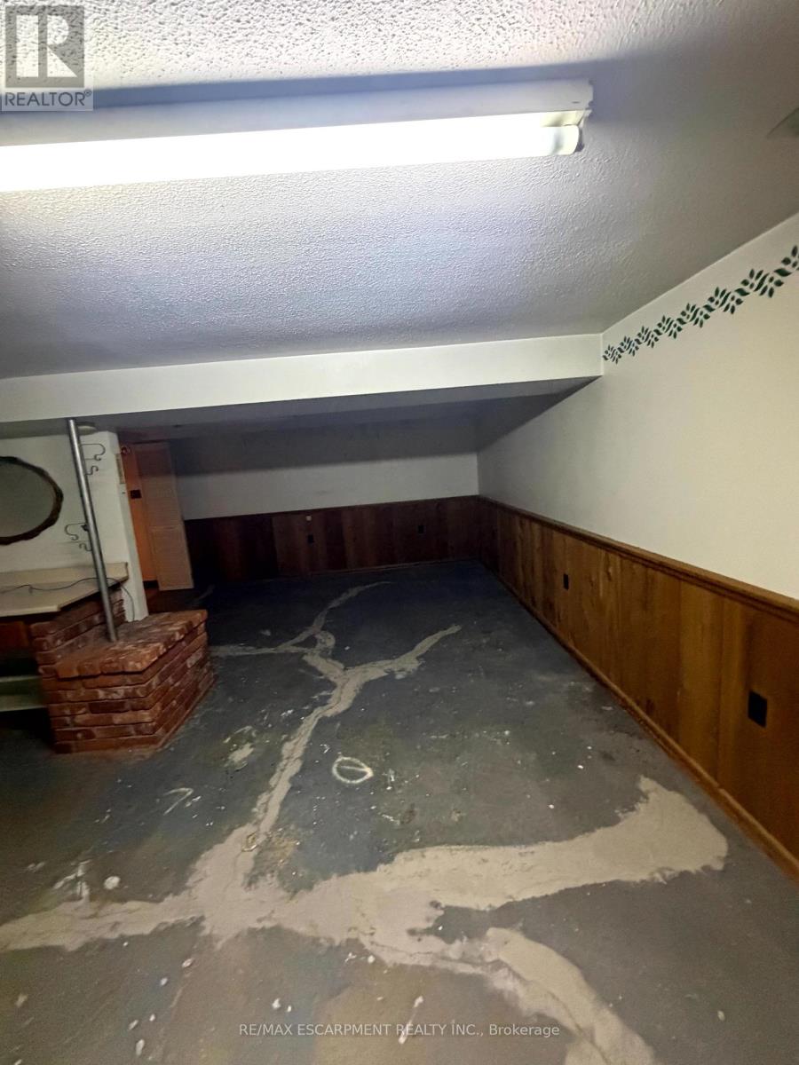 92 Gary Avenue, Hamilton, Ontario  L8S 1Y5 - Photo 27 - X12710528