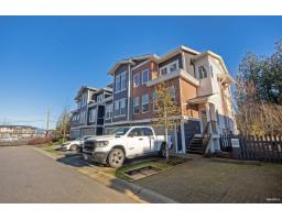 9 8370 202B STREET, Langley, British Columbia