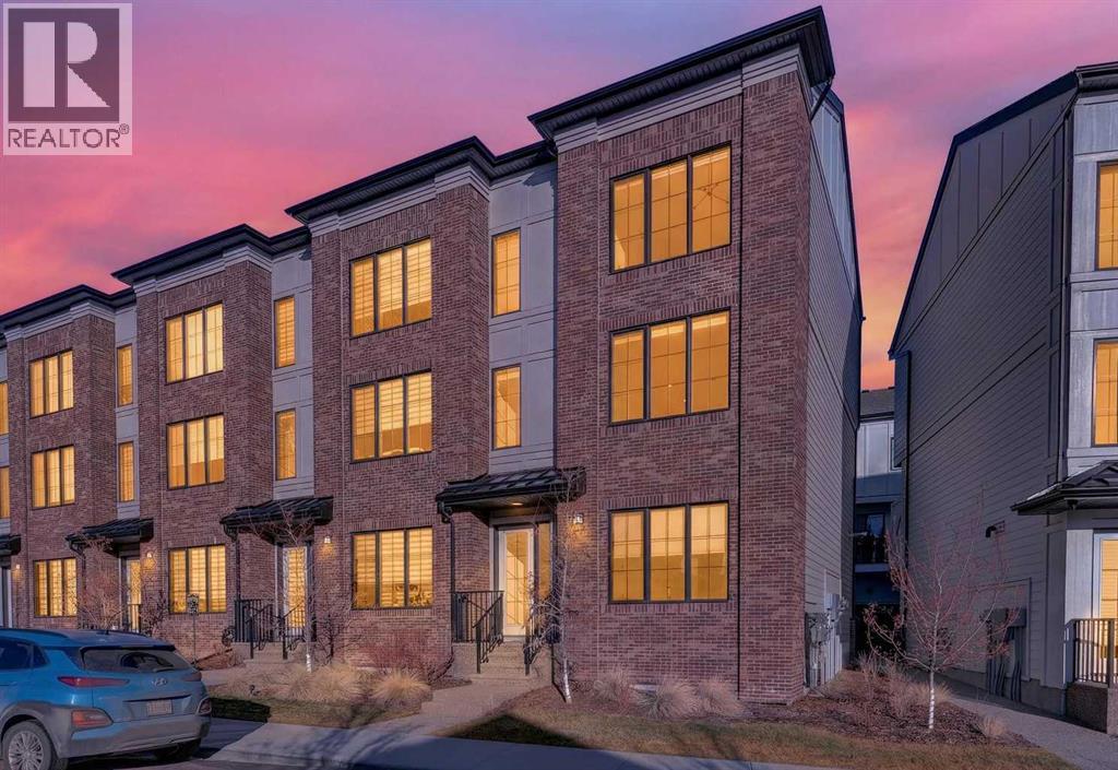 140 Discovery Drive Sw, Calgary, Alberta  T3H 4N7 - Photo 2 - A2279837