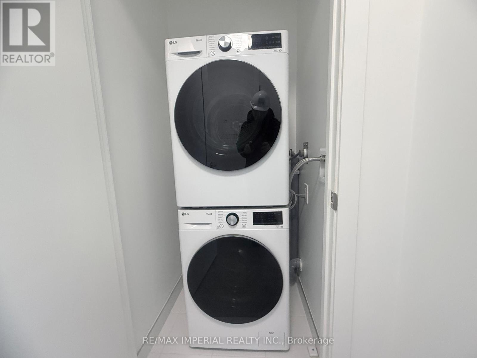 331 - 30 Dreamers Way, Toronto, Ontario  M5A 2G5 - Photo 4 - C12709468