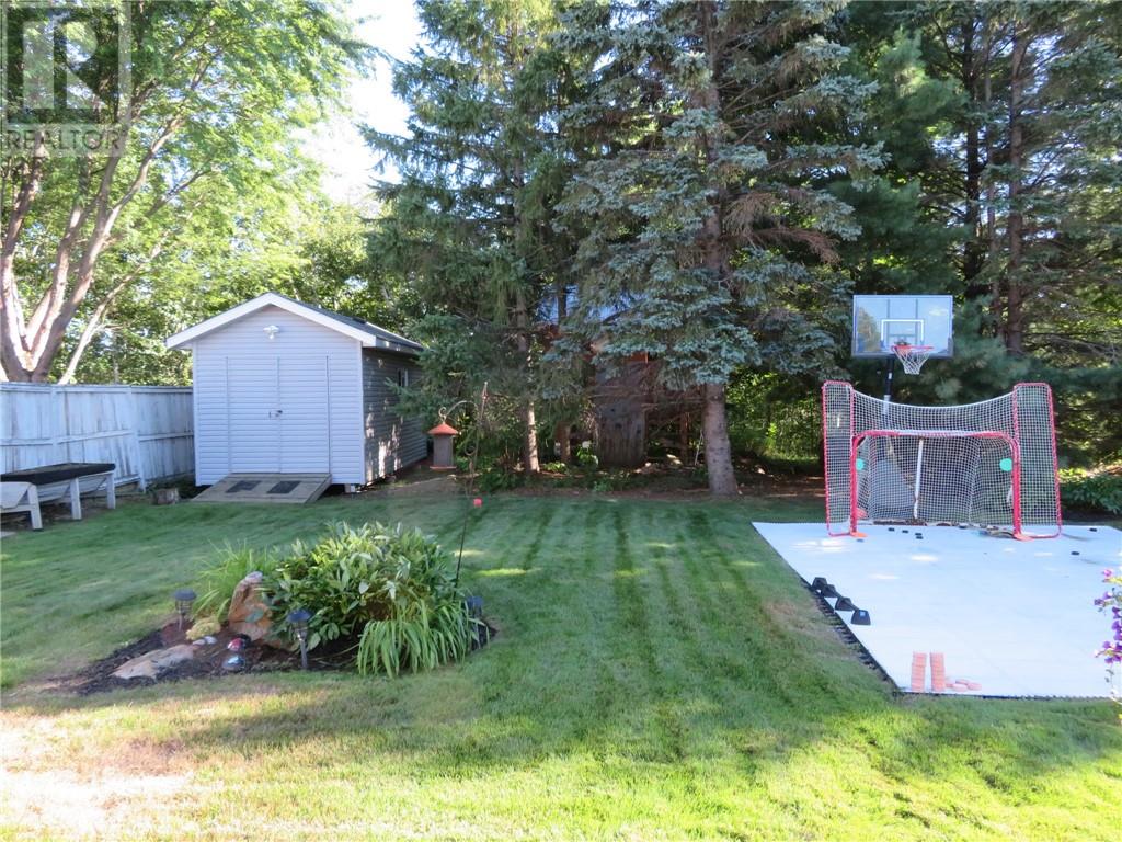 585 Moonrock Avenue, Sudbury, Ontario  P3E 5Z5 - Photo 9 - 2124198