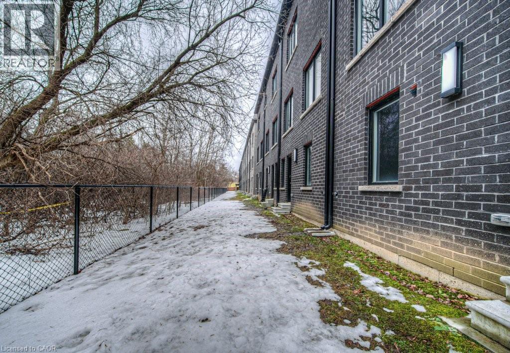 258 Hespeler Road Unit# 34, Cambridge, Ontario  N1R 0C9 - Photo 38 - 40798159