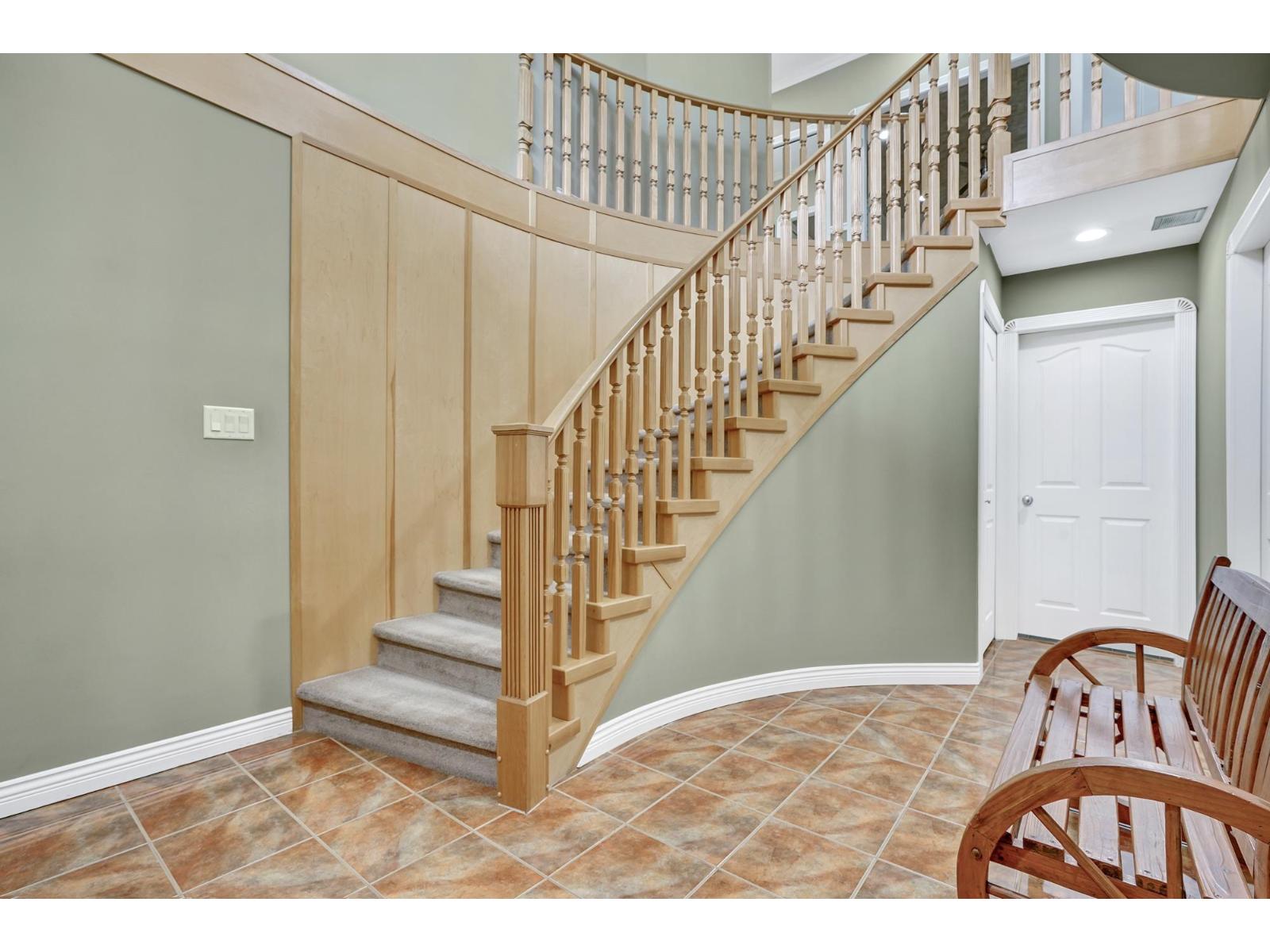 7699 Wren Street, Mission, British Columbia  V2V 3C2 - Photo 5 - R3080711