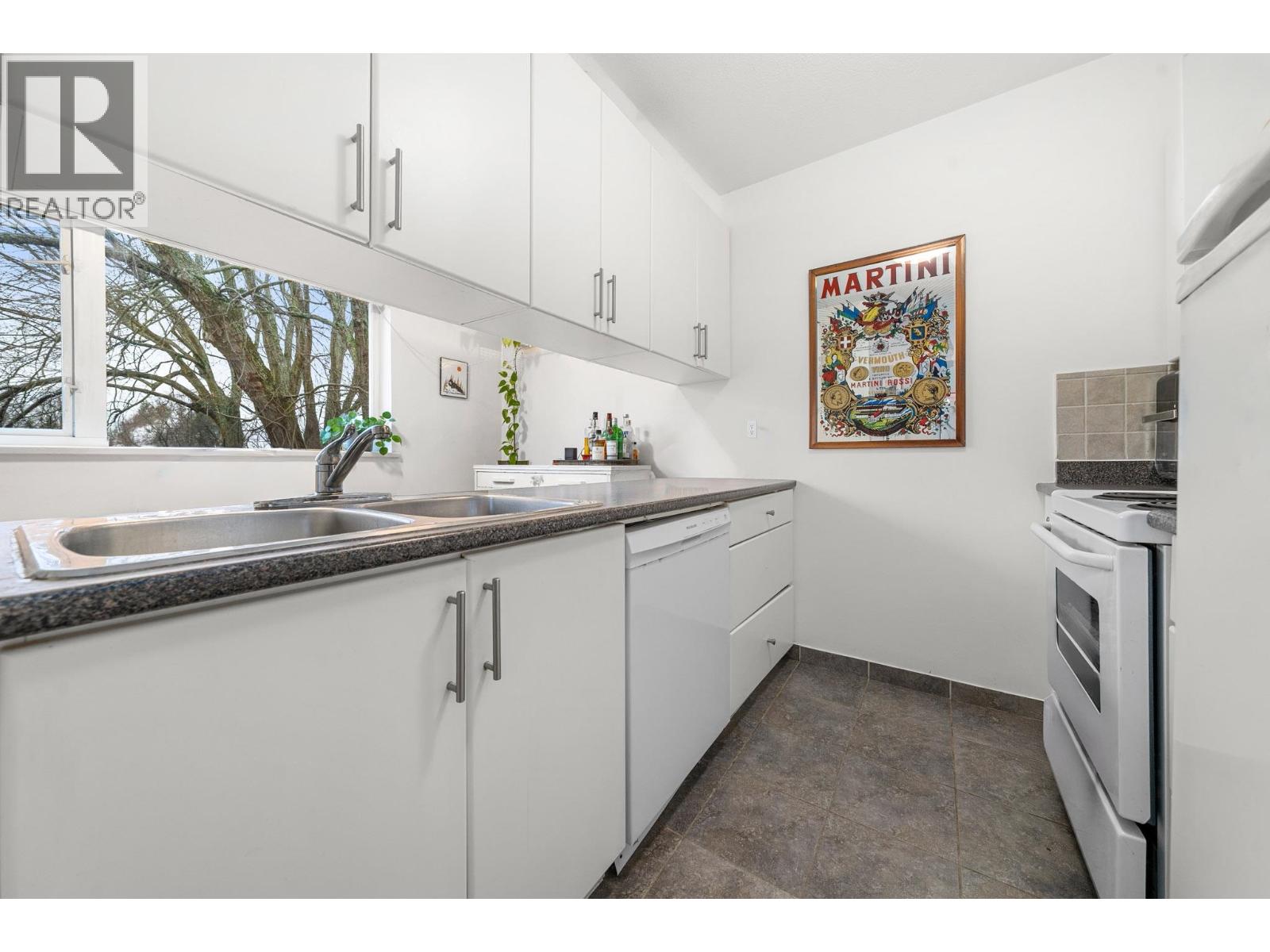 401 33 N Templeton Drive, Vancouver, British Columbia  V5L 3C9 - Photo 5 - R3080546