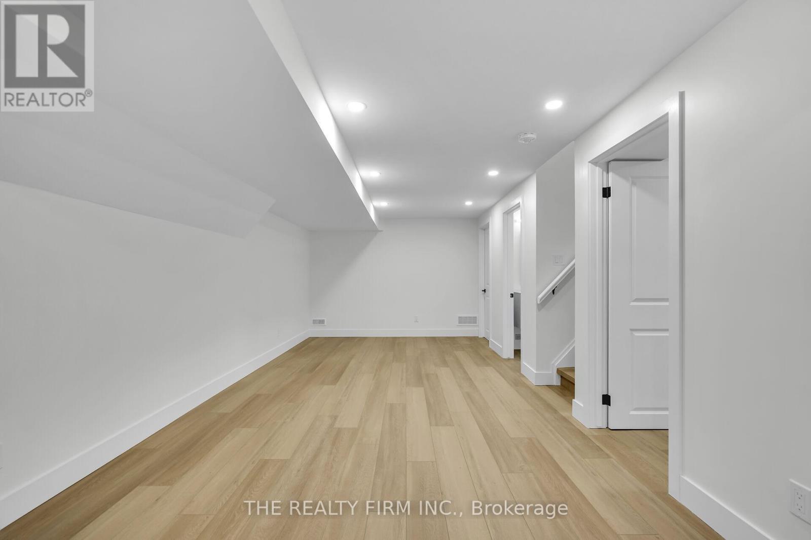 615 Santa Monica Road, London North (North O), Ontario  N6H 3W2 - Photo 33 - X12710548