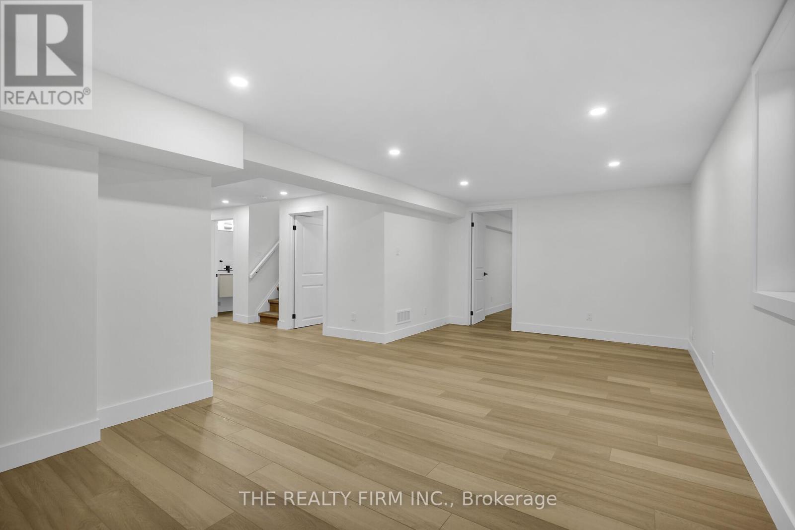 615 Santa Monica Road, London North (North O), Ontario  N6H 3W2 - Photo 37 - X12710548