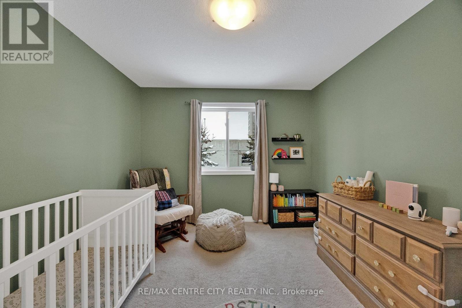 6929 Vallas Circle, London South (South V), Ontario  N6P 0V4 - Photo 20 - X12710592