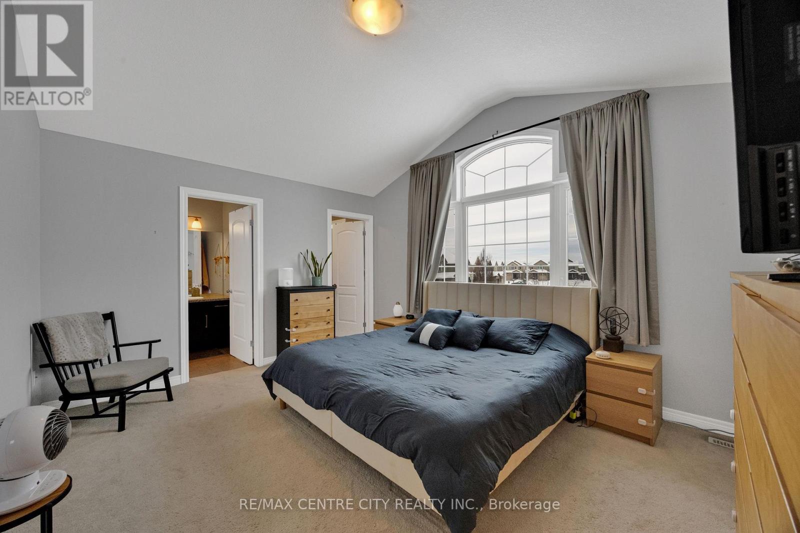 6929 Vallas Circle, London South (South V), Ontario  N6P 0V4 - Photo 24 - X12710592