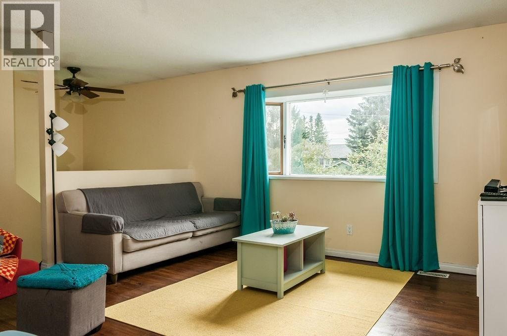 228 E 4th Avenue, Fort St. James, British Columbia  V0J 1P0 - Photo 7 - R3080305