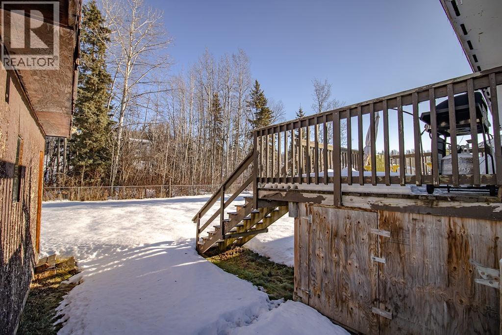 228 E 4th Avenue, Fort St. James, British Columbia  V0J 1P0 - Photo 4 - R3080305