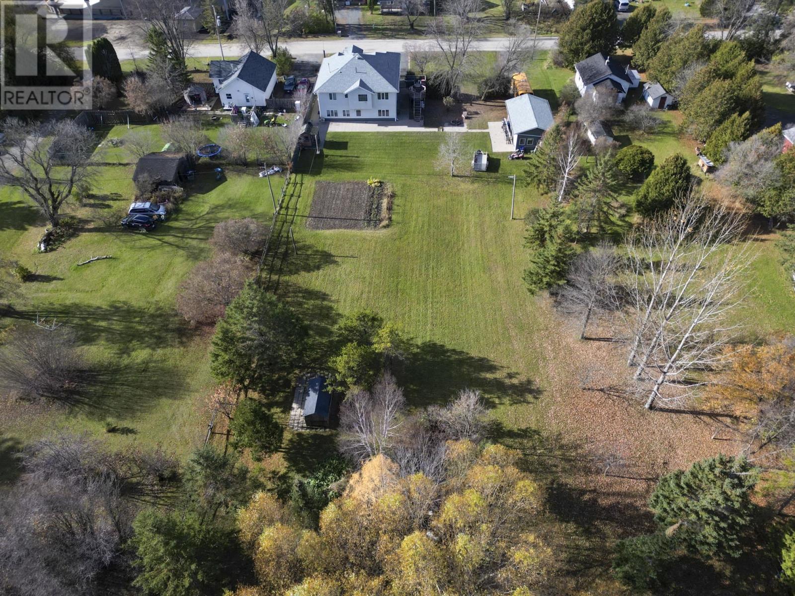 100 Queen St, Barwick, Ontario  P0W 1A0 - Photo 3 - TB2600085