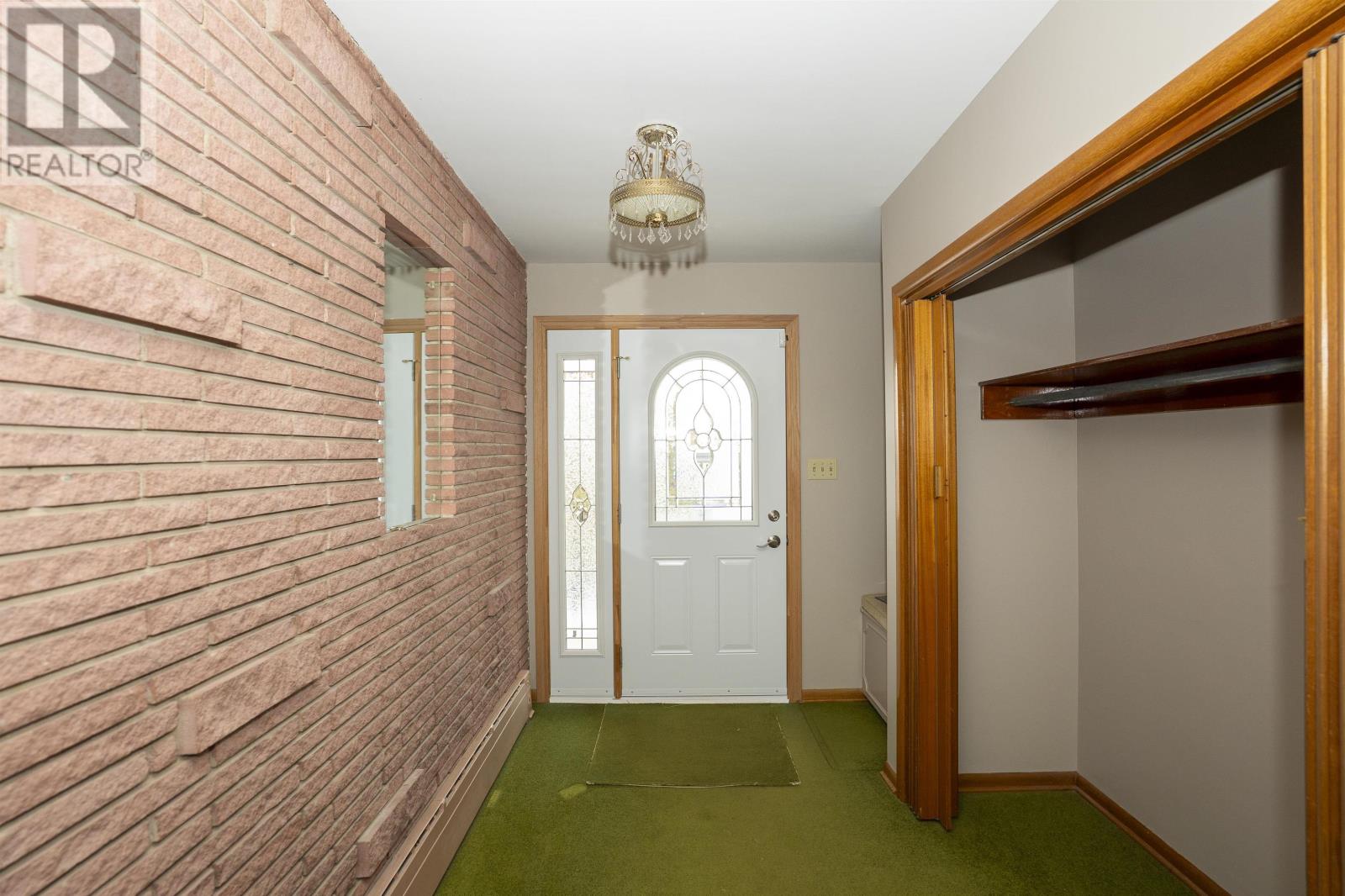 193 Summit Ave, Thunder Bay, Ontario  P7B 3P3 - Photo 2 - TB2600097