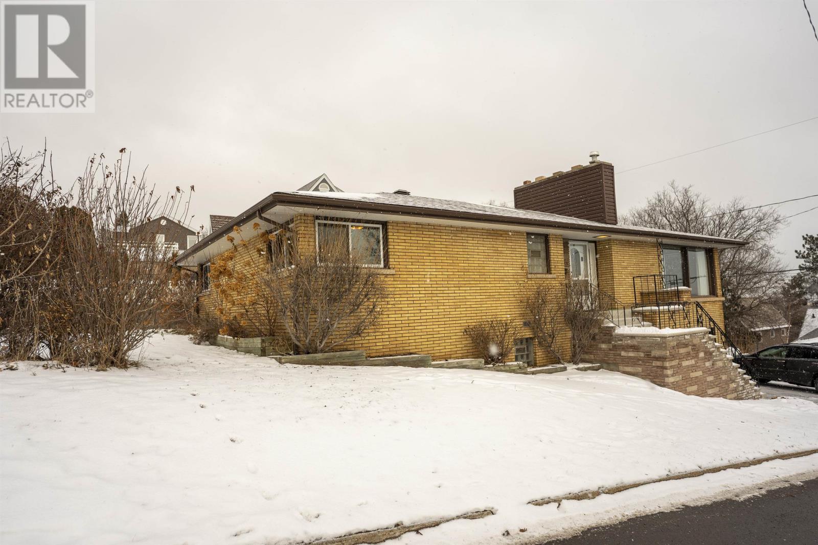 193 Summit Ave, Thunder Bay, Ontario  P7B 3P3 - Photo 34 - TB2600097