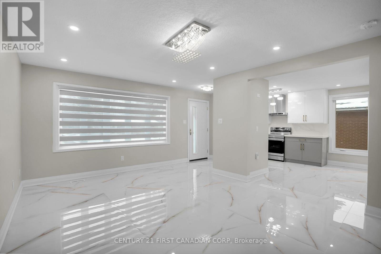 Photo 3 of 39 for 1046 Jalna Boulevard