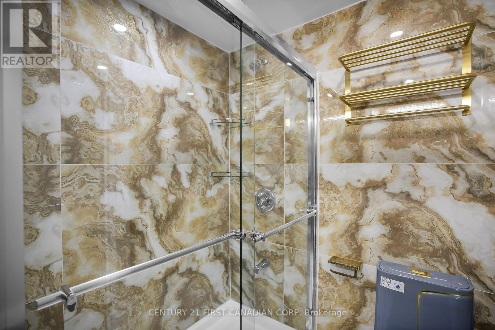 1046 Jalna Boulevard, London South, Ontario  N6E 2M1 - Photo 20 - X12603536