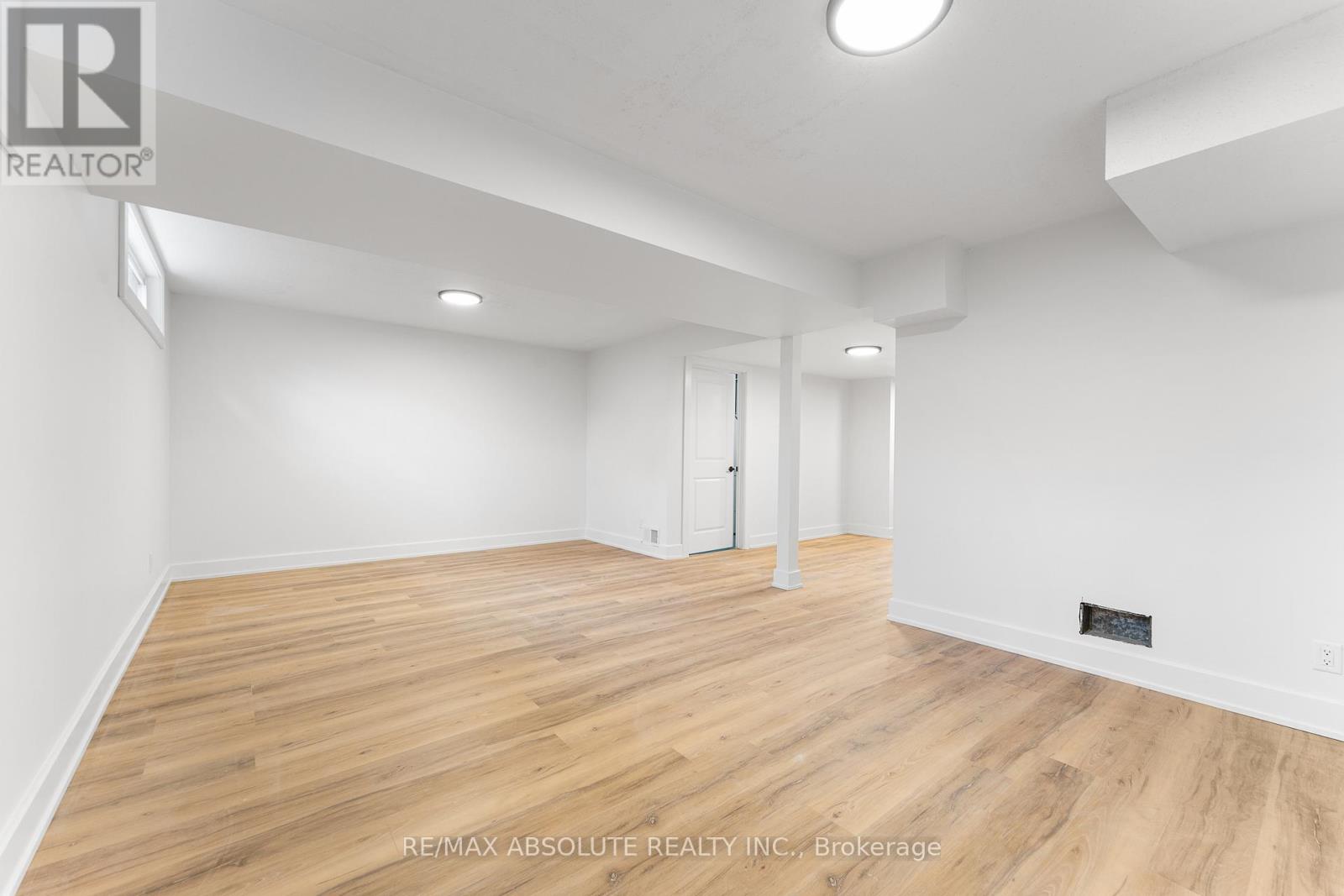 14 Mulvagh Avenue, Ottawa, Ontario  K2E 6M6 - Photo 30 - X12669300