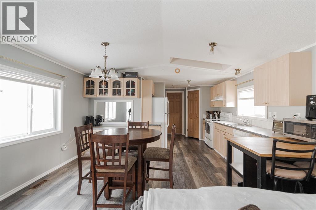 167 Grant Way, Fort Mcmurray, Alberta  T9H 5J3 - Photo 6 - A2272847