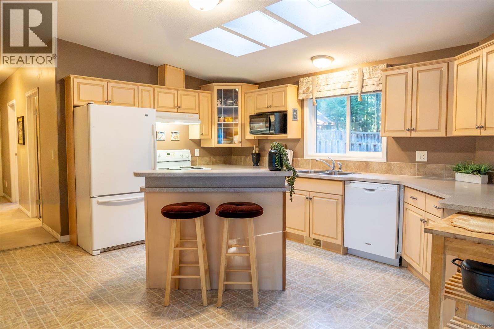 4748 Bosun Way, Pender Island, British Columbia  V0N 2M0 - Photo 12 - 1023628