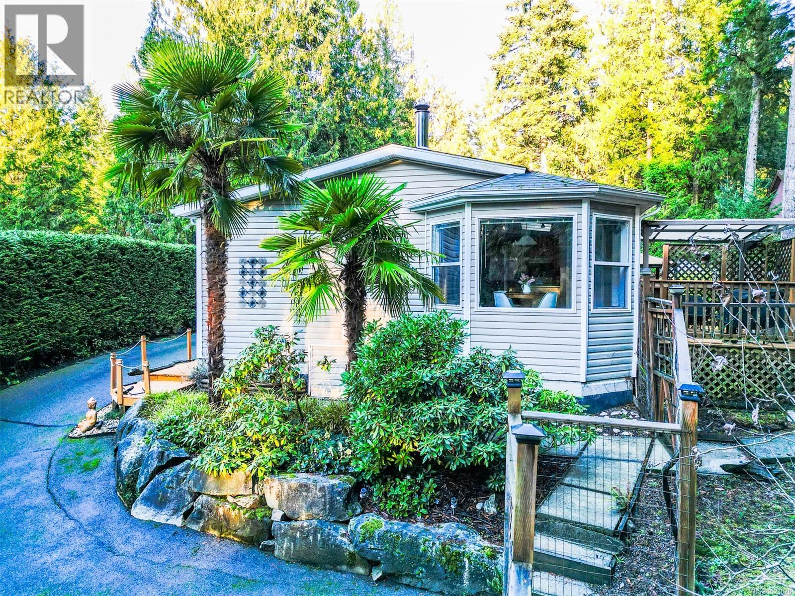 4748 Bosun Way, Pender Island, British Columbia  V0N 2M0 - Photo 2 - 1023628