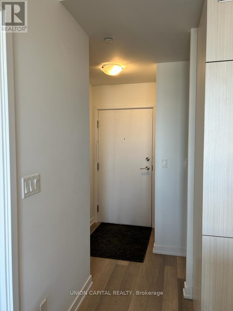 1606 - 181 Huron Street, Toronto, Ontario  M5T 0C1 - Photo 2 - C12710574