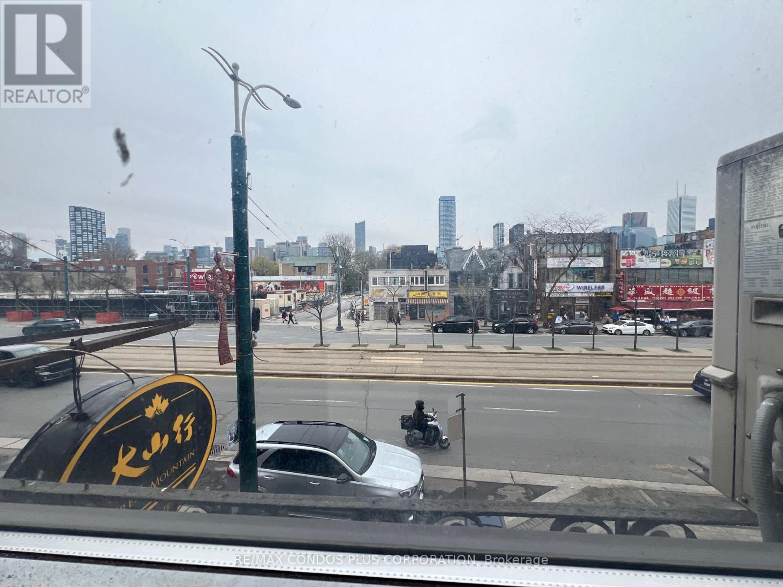 B - 324 Spadina Avenue, Toronto, Ontario  M5T 2E7 - Photo 9 - C12710612