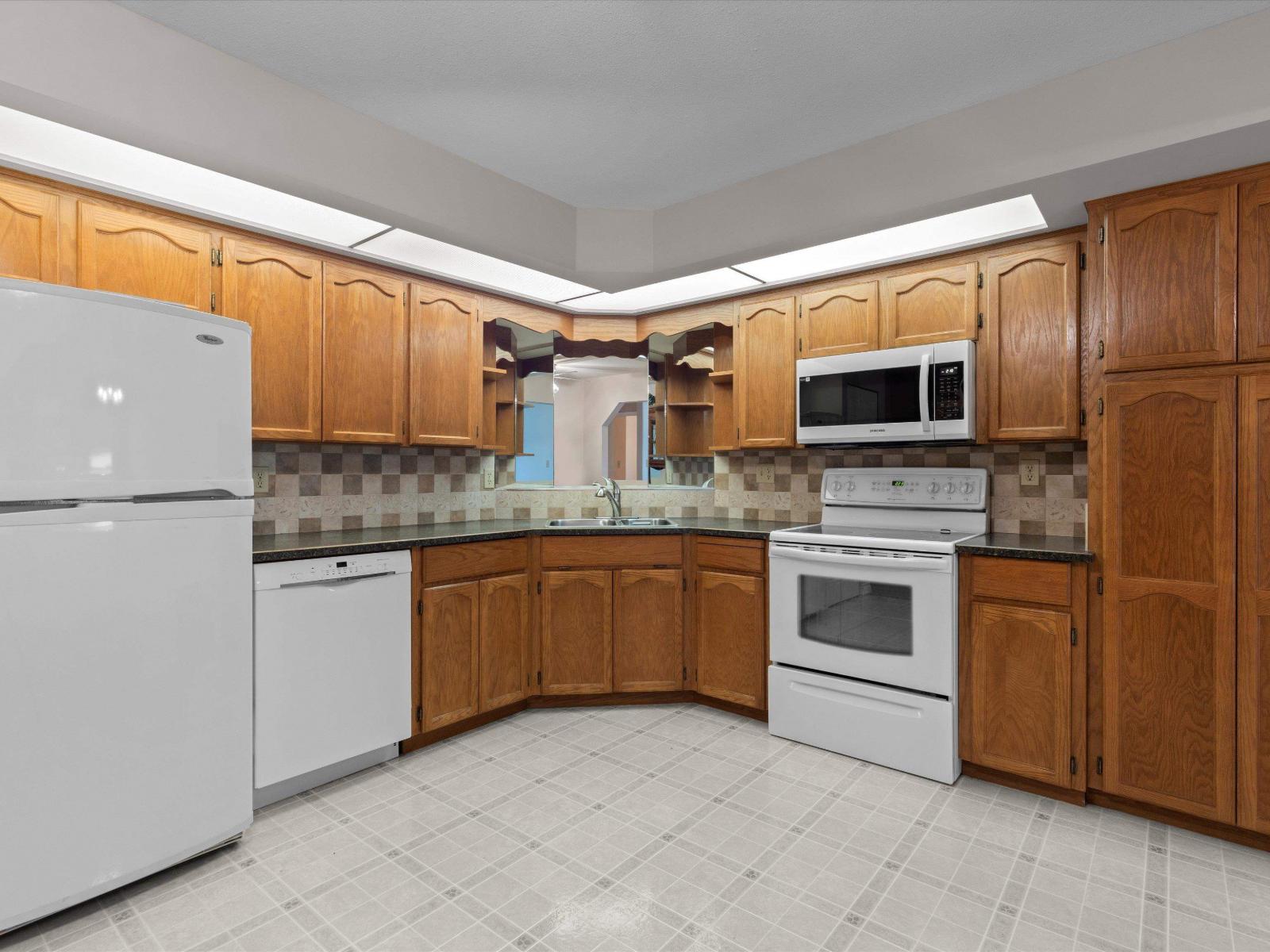 112 31930 Old Yale Road, Abbotsford, British Columbia  V2T 2C7 - Photo 11 - R3080767