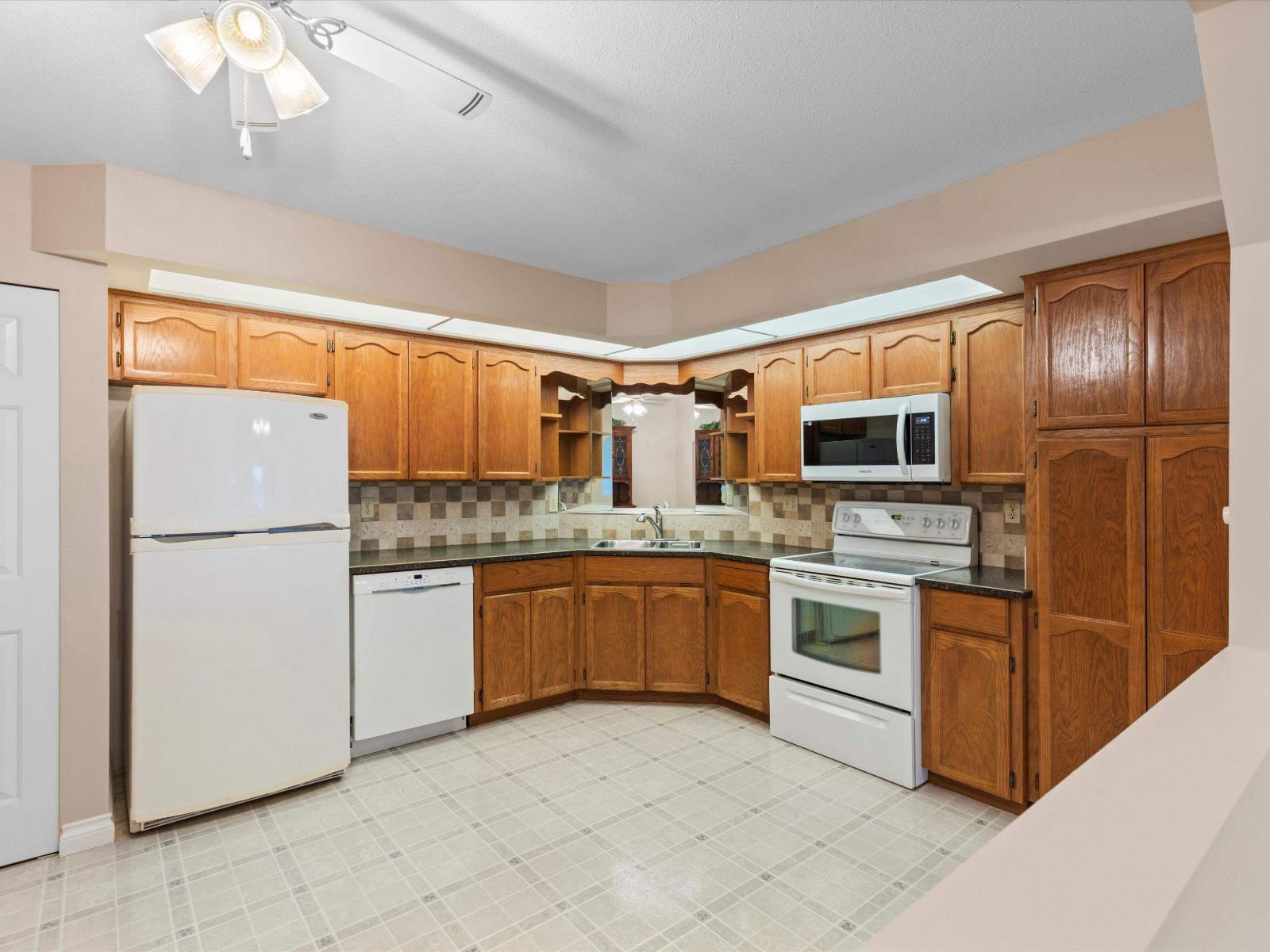 112 31930 Old Yale Road, Abbotsford, British Columbia  V2T 2C7 - Photo 12 - R3080767