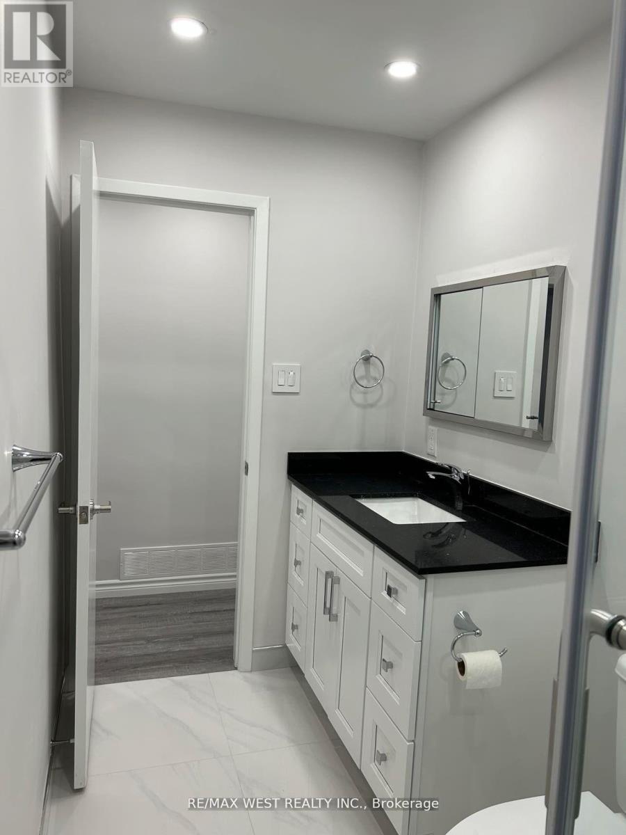 Upper - 21 Tamora Court, Toronto, Ontario  M1S 1H5 - Photo 16 - E12710618