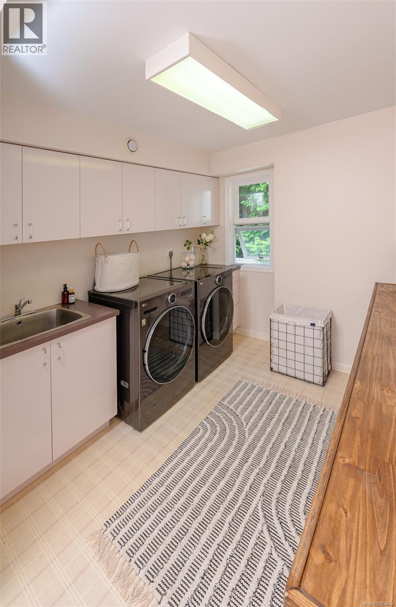 2009 Ferndale Rd, Saanich, British Columbia  V8N 2Y4 - Photo 14 - 1023463