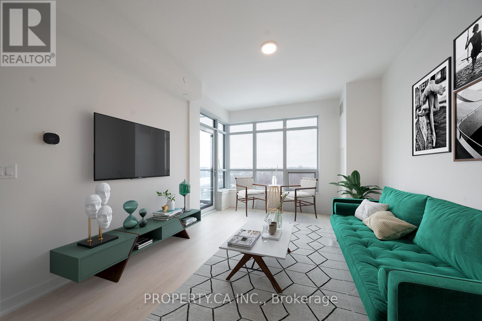 512 - 30 Upper Mall Way, Vaughan, Ontario  L4J 0L8 - Photo 1 - N12710554