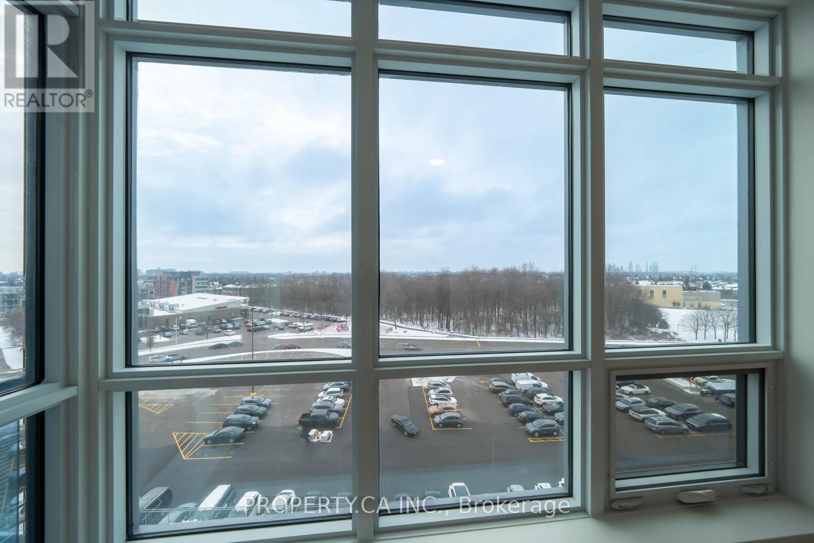 512 - 30 Upper Mall Way, Vaughan, Ontario  L4J 0L8 - Photo 9 - N12710554