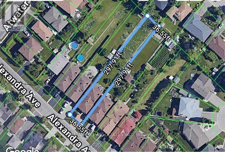 1217 Alexandra Avenue, Mississauga, Ontario  L5E 2A4 - Photo 5 - W12475265