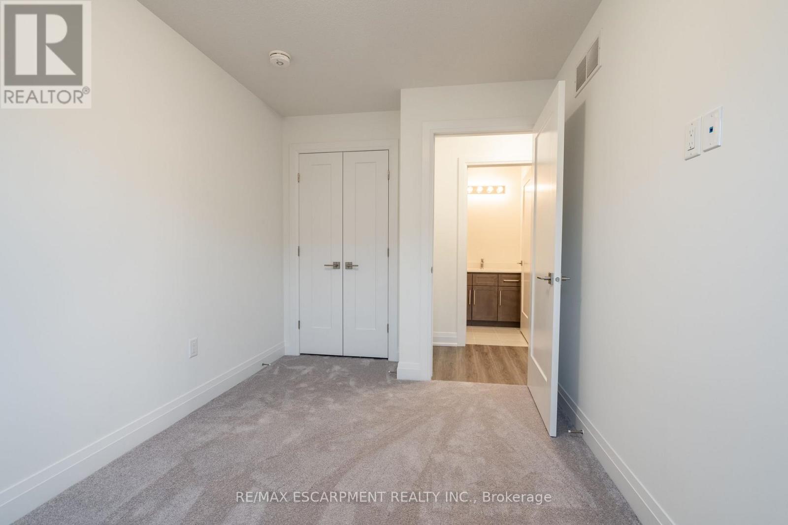 16 Clear Valley Lane, Hamilton, Ontario  L0R 1W0 - Photo 10 - X12697696