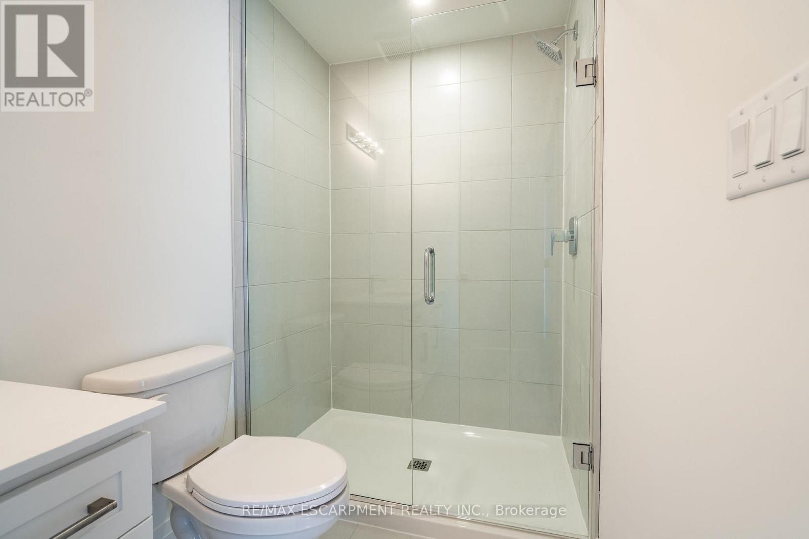 16 Clear Valley Lane, Hamilton, Ontario  L0R 1W0 - Photo 17 - X12697696