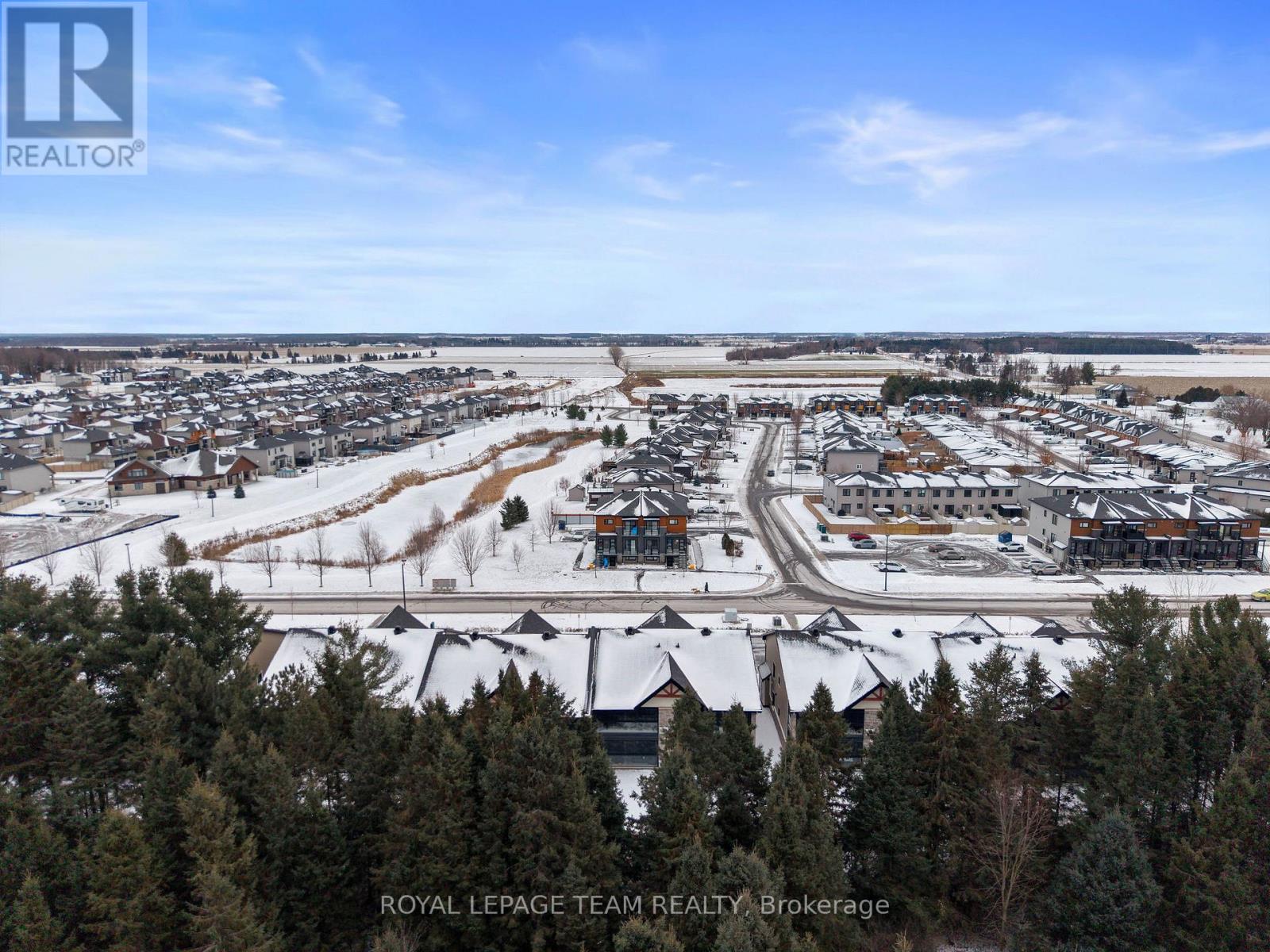 6 - 251 CAPRI AVENUE, Russell, Ontario