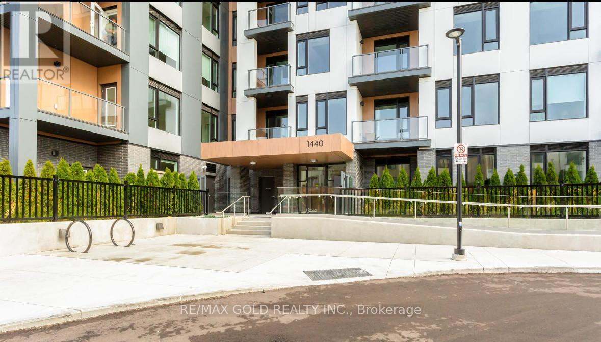 211 - 1440 Clarriage Court, Milton, Ontario  L9E 1B3 - Photo 3 - W12710532