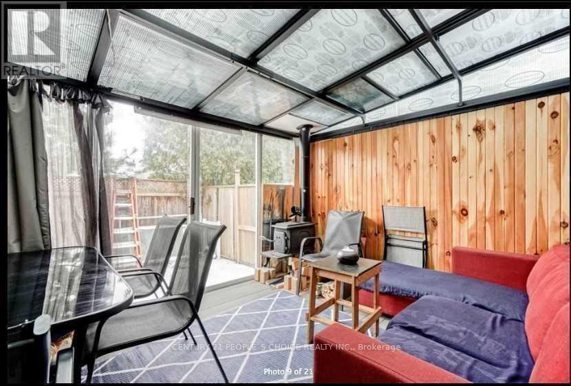 681 Jane Street, Toronto, Ontario  M6N 4A6 - Photo 7 - W12710566