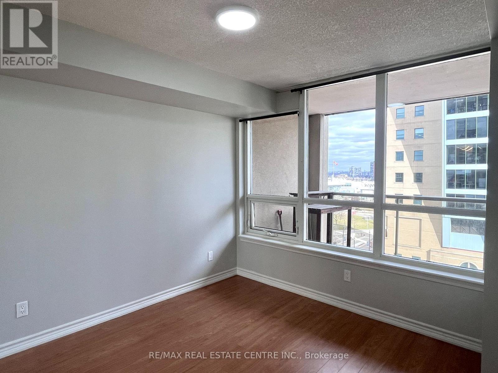 1009 - 4090 Living Art Drive, Mississauga, Ontario  L5B 4M8 - Photo 10 - W12710600