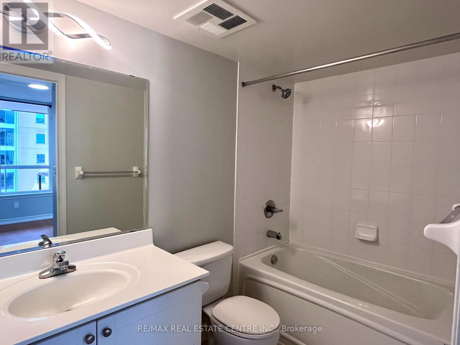 1009 - 4090 Living Art Drive, Mississauga, Ontario  L5B 4M8 - Photo 11 - W12710600