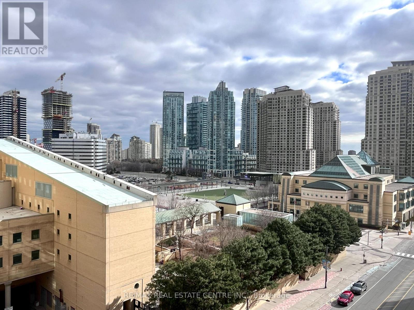 1009 - 4090 Living Art Drive, Mississauga, Ontario  L5B 4M8 - Photo 14 - W12710600