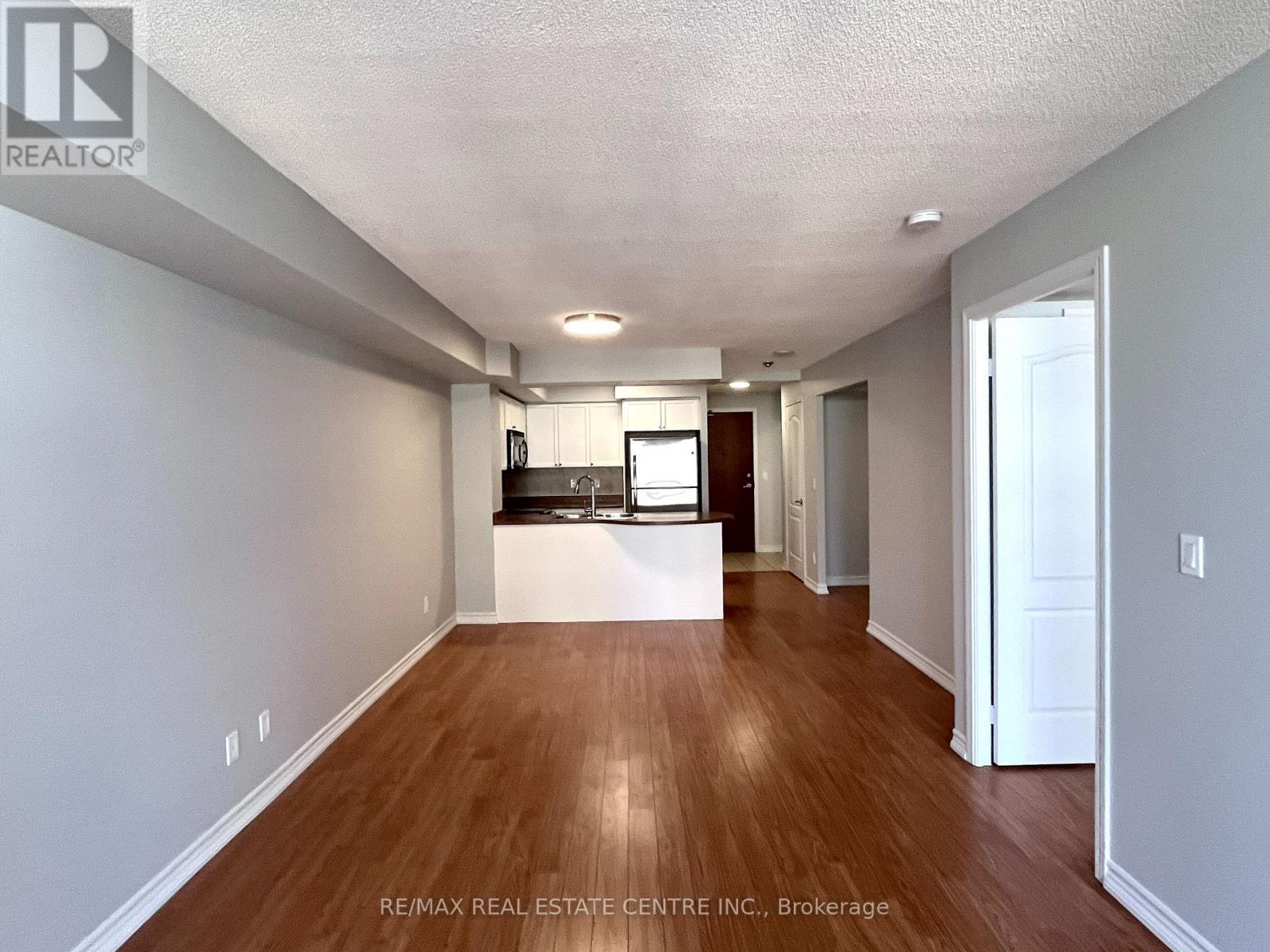 1009 - 4090 LIVING ART DRIVE