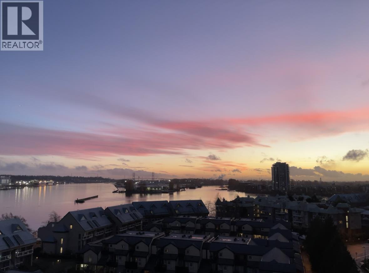 902 988 QUAYSIDE DRIVE, New Westminster, British Columbia