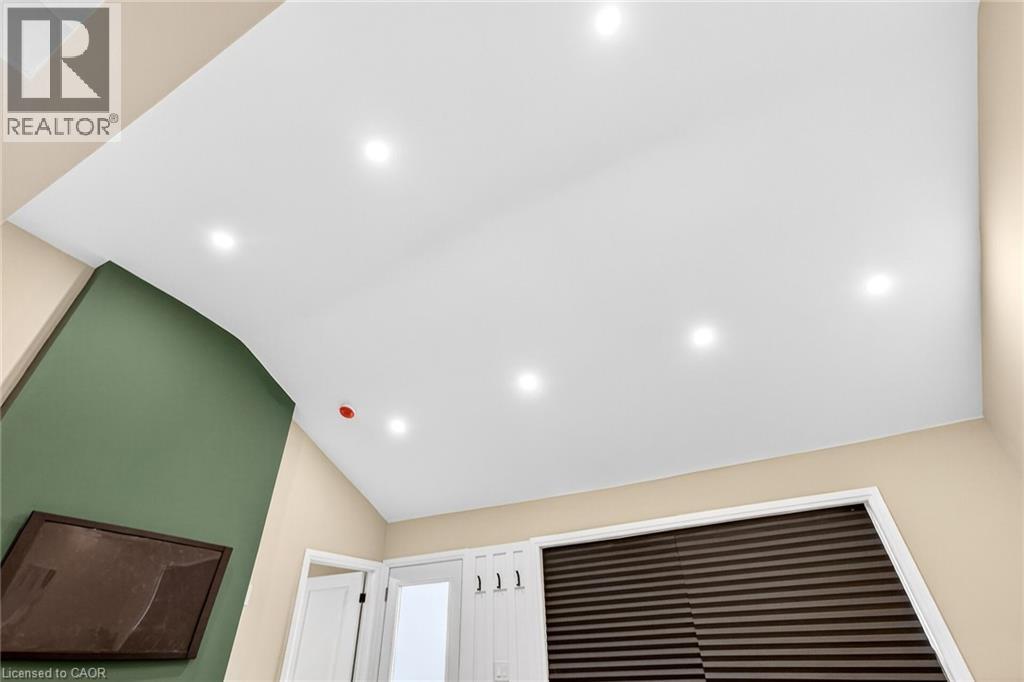 156 Walter Avenue N, Hamilton, Ontario  L8H 5R2 - Photo 11 - 40796954