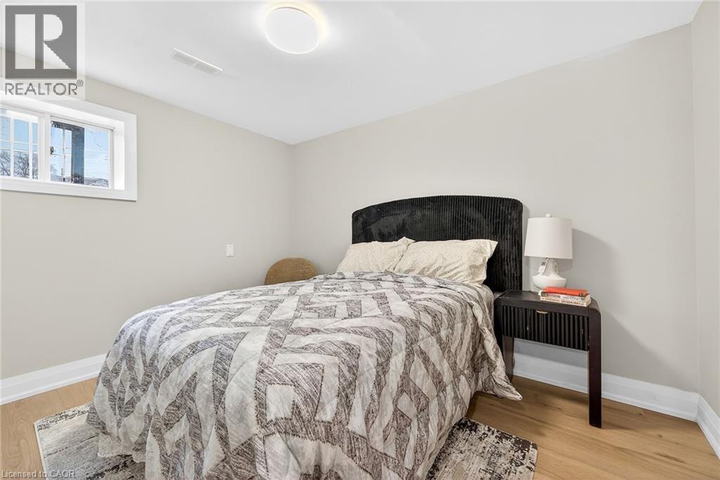 156 Walter Avenue N, Hamilton, Ontario  L8H 5R2 - Photo 31 - 40796954