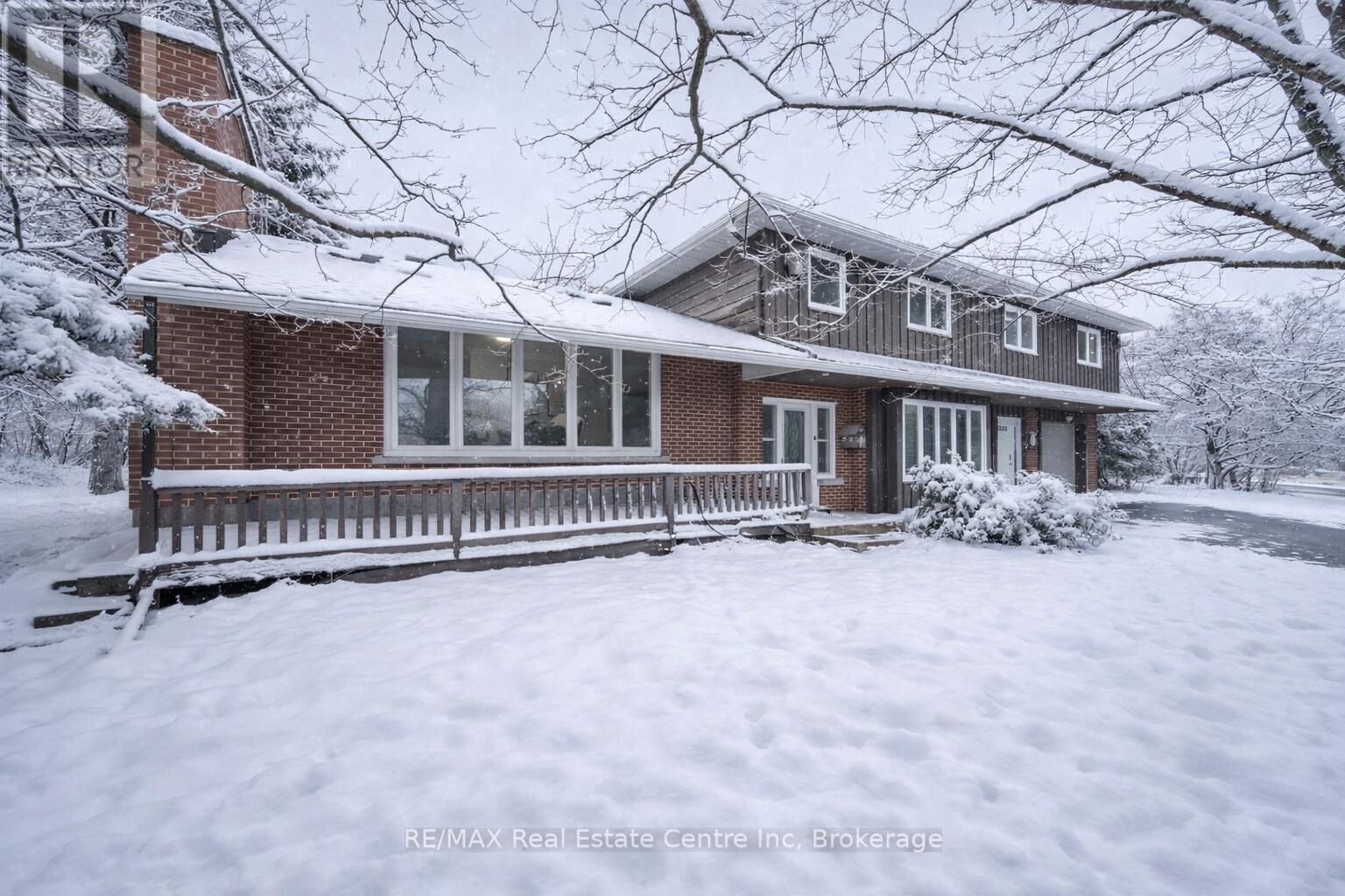 500 Watson Parkway S, Guelph, Ontario  N1L 0N9 - Photo 1 - X12484540