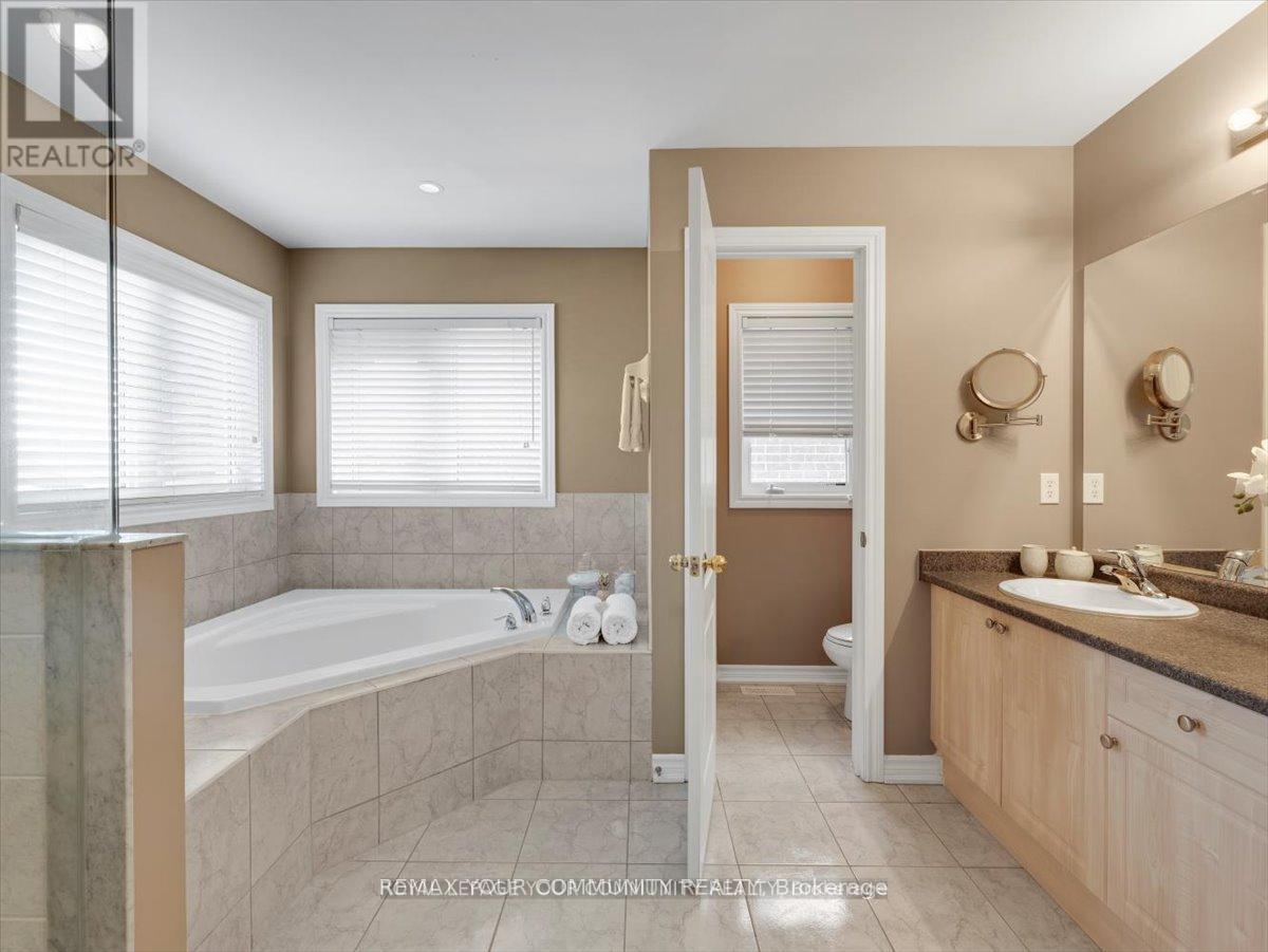 9 Heaney Court, Aurora, Ontario  L4G 0J7 - Photo 23 - N12708258